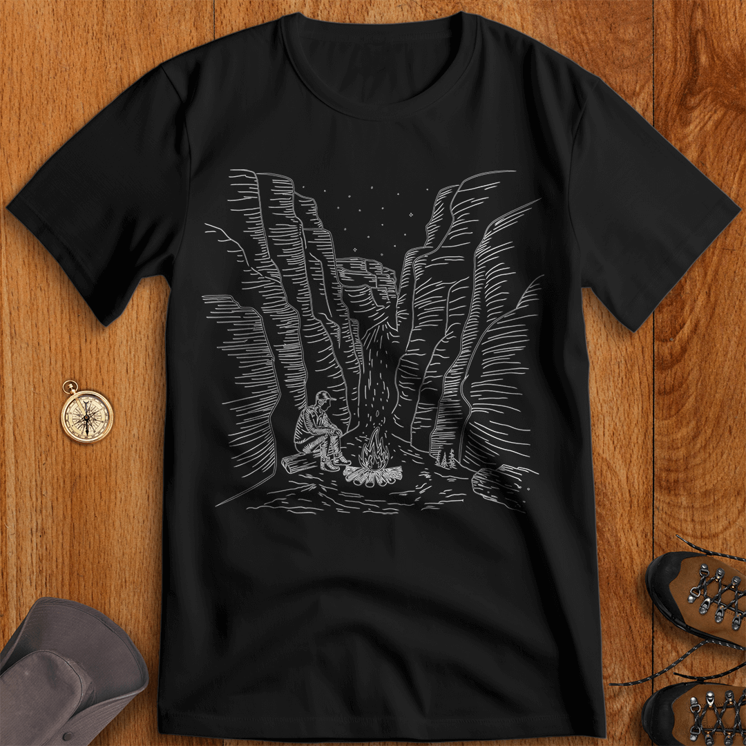 Quiet Canyon Camp: Serenity Beneath the Stars