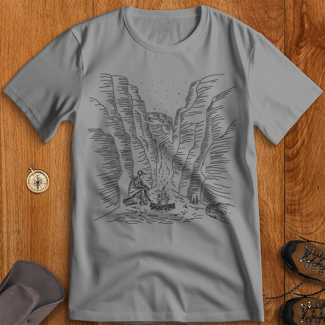 Quiet Canyon Camp: Serenity Beneath the Stars